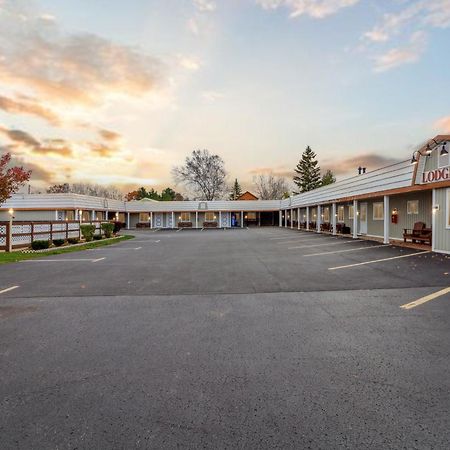 Vindel Motel - Mackinaw City Zewnętrze zdjęcie