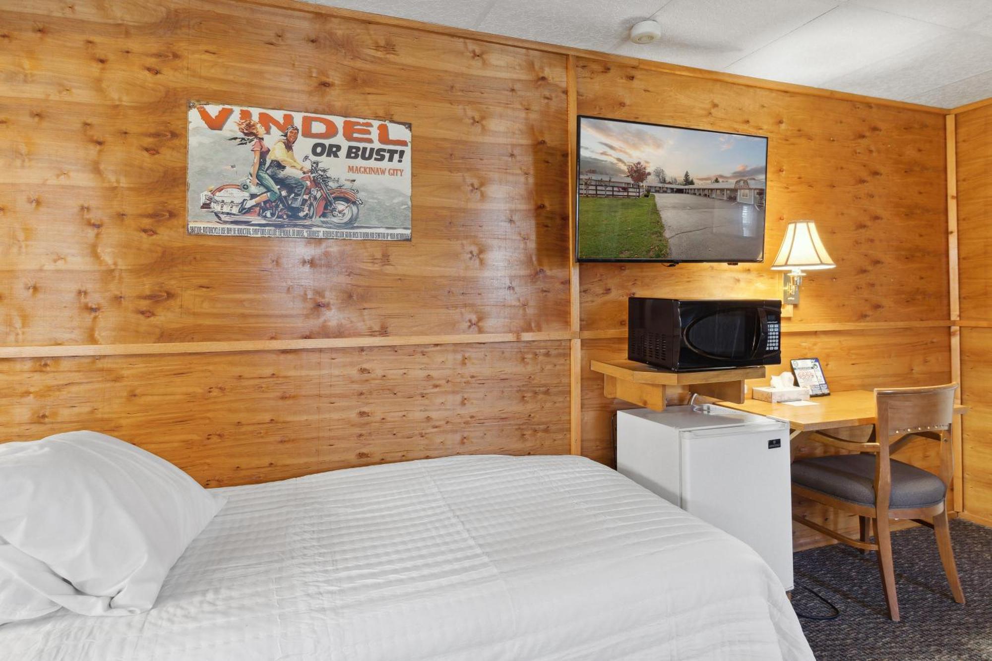 Vindel Motel - Mackinaw City Zewnętrze zdjęcie