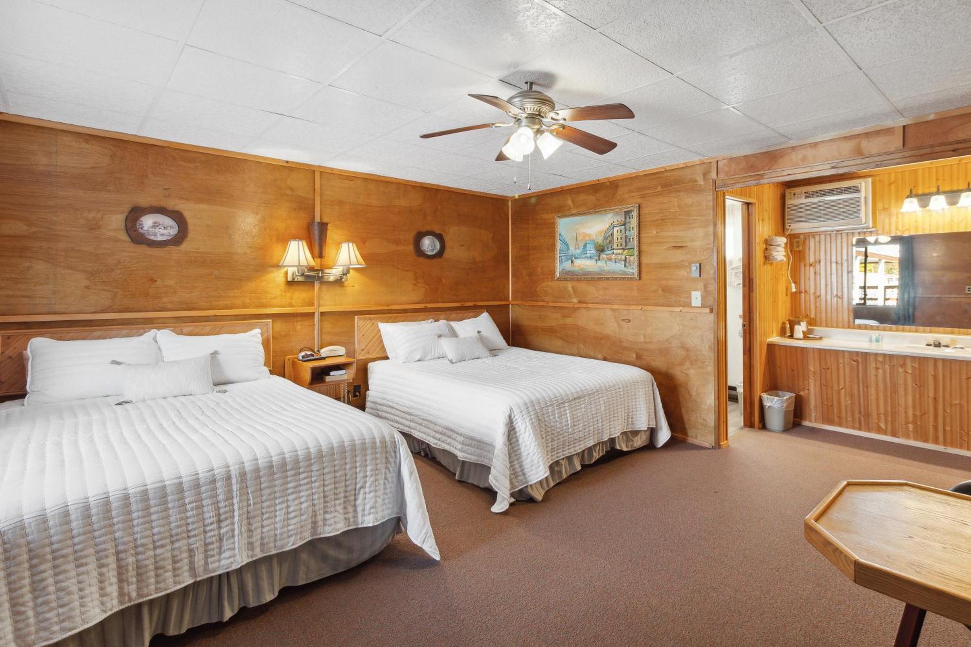 Vindel Motel - Mackinaw City Zewnętrze zdjęcie