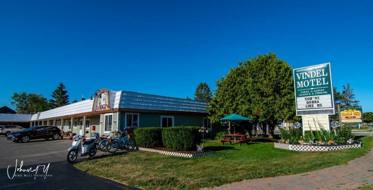 Vindel Motel - Mackinaw City Zewnętrze zdjęcie